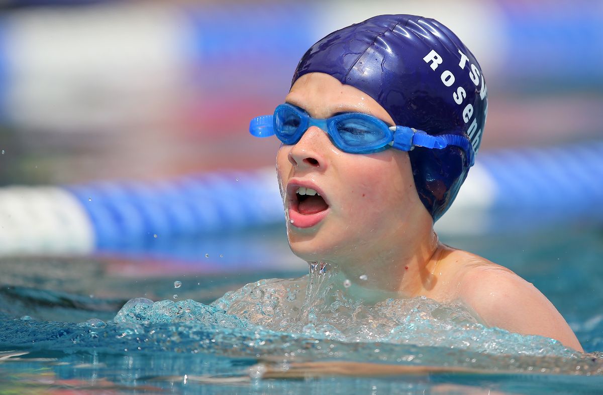 Mehr über den Artikel erfahren Schwimmer in Geretsried und Bozen