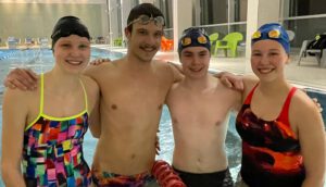 Read more about the article <strong>Stadt- und Sprintmeisterschaften der Schwimmer im Klepperbad</strong>